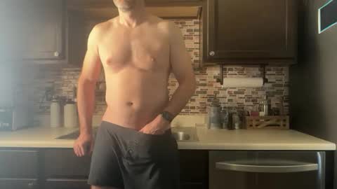 Snapshot of newguy_097 chatting on 11/02/25, 04:09 newguy_097 online show from 11/02/25, 04:09