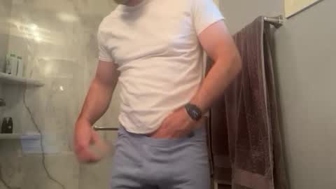 newguy_097 online show from 02/11/26, 10:59