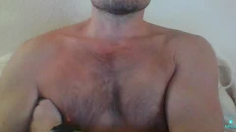 Snapshot of newtyguy90 chatting on 12/09/24, 08:00 newtyguy90 online show from 12/09/24, 08:00