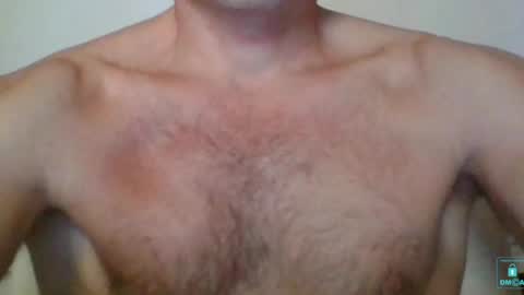 Snapshot of newtyguy90 chatting on 01/02/25, 11:41 newtyguy90 online show from 01/02/25, 11:41