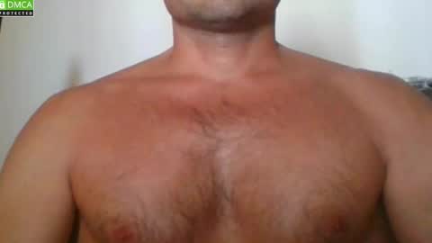 Snapshot of newtyguy90 chatting on 09/10/25, 01:44 newtyguy90 online show from 09/10/25, 01:44