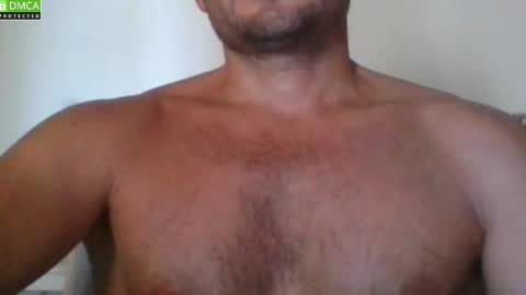 Snapshot of newtyguy90 chatting on 09/16/25, 10:05 newtyguy90 online show from 09/16/25, 10:05