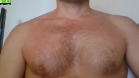 Snapshot of newtyguy90 chatting on 11/04/25, 09:52 newtyguy90 online show from 11/04/25, 09:52