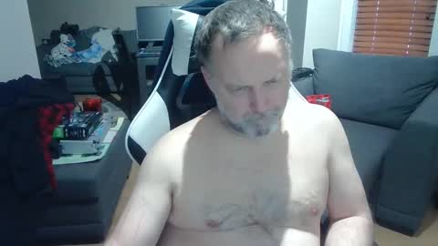 Snapshot of newvvorld chatting on 02/20/26, 09:37 NewWorld online show from 02/20/26, 09:37