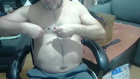 Snapshot of newvvorld chatting on 02/23/26, 09:45 NewWorld online show from 02/23/26, 09:45