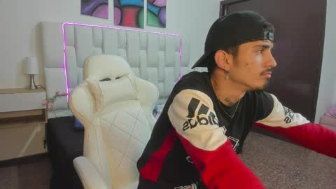 Yeison online show from 03/30/26, 03:07