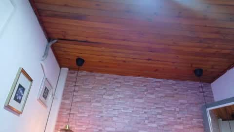 nextdoor_fantasy online show from 04/21/26, 03:24