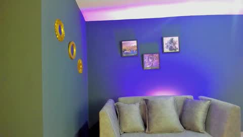 Snapshot of neyder_sanz chatting on 02/24/26, 12:36 NEYDER online show from 02/24/26, 12:36