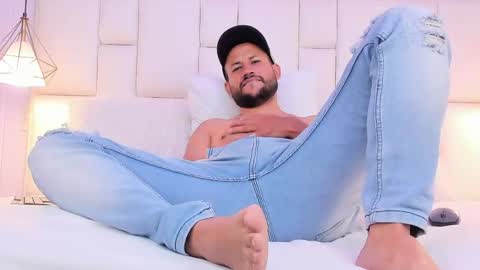 Neykhan online show from 04/16/26, 01:06