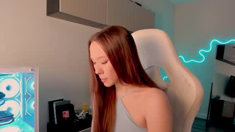 Mina online show from 03/13/26, 08:10