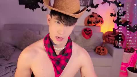   online show from 11/01/25, 12:12