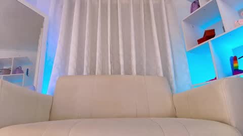 Snapshot of nezo_ chatting on 02/13/26, 02:29 Angie Instagram angie julianac add me online show from 02/13/26, 02:29