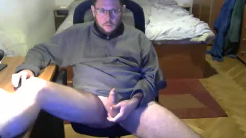 Snapshot of nezoss chatting on 11/11/25, 08:03 nezoss online show from 11/11/25, 08:03