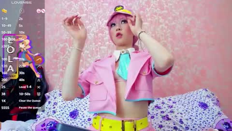 NEZUKO MITSURI online show from 10/14/25, 05:47