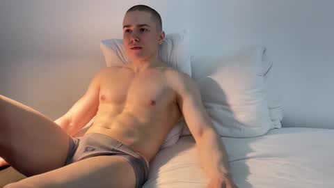 Adrian Von Ziegler online show from 02/08/26, 02:15