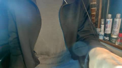 Snapshot of nfgwholoves2cum chatting on 02/25/25, 02:36 NFG Nice Friendly Guy Dick online show from 02/25/25, 02:36