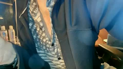 Snapshot of nfgwholoves2cum chatting on 03/08/25, 12:00 NFG Nice Friendly Guy Dick online show from 03/08/25, 12:00