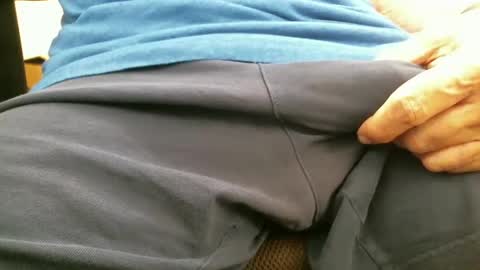 Snapshot of ngurth chatting on 09/12/25, 09:15 ngurth online show from 09/12/25, 09:15