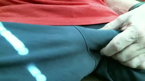 Snapshot of ngurth chatting on 10/17/25, 07:27 ngurth online show from 10/17/25, 07:27