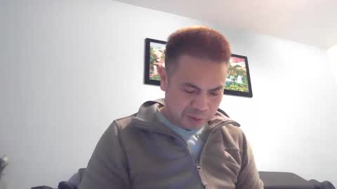 nguyen7788789 online show from 12/14/25, 07:36