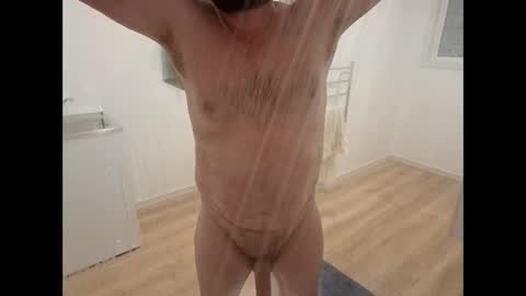 Snapshot of nhill567344 chatting on 11/13/25, 08:57 nhill567344 online show from 11/13/25, 08:57