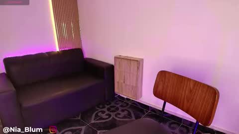 Nia Blum online show from 01/08/26, 01:02