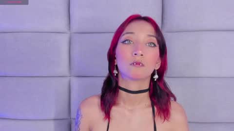 Nia online show from 04/16/26, 12:39