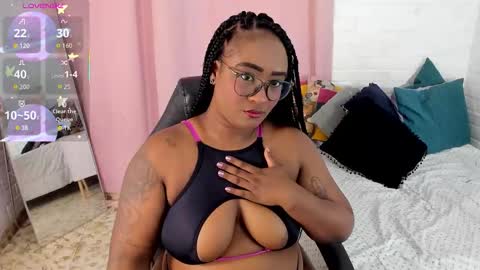 Nia online show from 03/08/26, 06:44