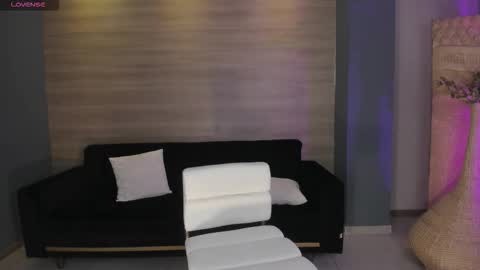 SQUIRTER DOLL    online show from 02/24/26, 05:44