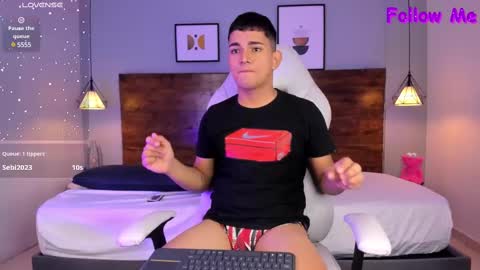 Snapshot of niall_falcon chatting on 02/11/25, 04:24 Niall online show from 02/11/25, 04:24