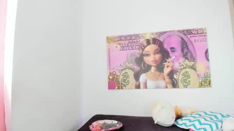  Nia  online show from 10/30/25, 03:57