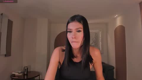 Call me Nia  online show from 01/13/26, 06:35