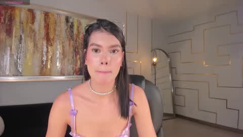 Call me Nia  online show from 03/11/26, 10:38