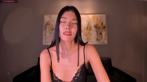 Call me Nia  online show from 03/14/26, 04:07