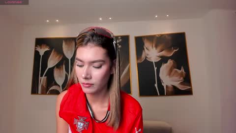 Snapshot of niasalvatore chatting on 06/05/26, 07:30 Call me Nia online show from 06/05/26, 07:30