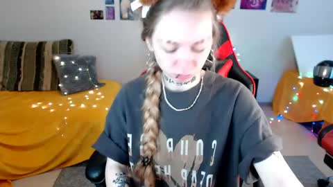 nica_kawaii online show from 06/03/26, 12:30