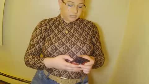 Nicci babyyy online show from 11/30/25, 10:52