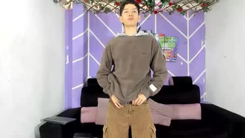 nice_boys11 online show from 05/25/26, 01:17