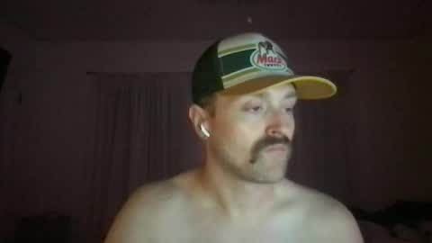 Snapshot of nicebuttniceguy chatting on 04/21/26, 06:41 NiceButtNiceGuy online show from 04/21/26, 06:41