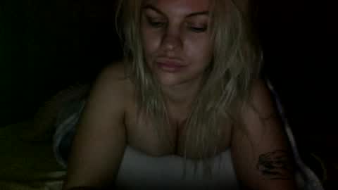 Amber online show from 01/11/25, 01:01