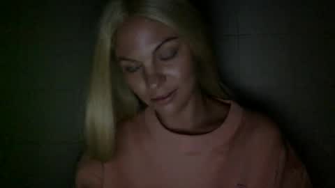 Amber online show from 09/26/25, 02:15