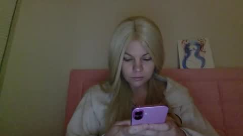 Amber online show from 12/23/25, 10:46