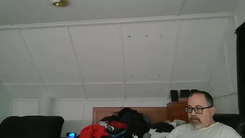 niceguy7208 online show from 11/17/25, 06:30