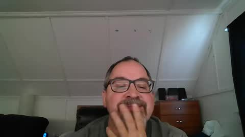 niceguy7208 online show from 07/12/26, 04:31