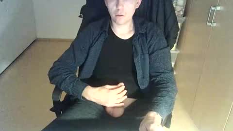 Snapshot of niceguyflo chatting on 10/30/25, 02:02 NiceGuyFlo online show from 10/30/25, 02:02