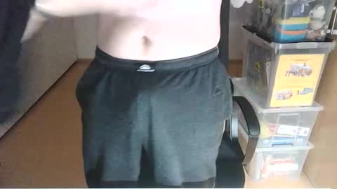 Snapshot of niceguyflo chatting on 12/20/25, 01:02 NiceGuyFlo online show from 12/20/25, 01:02