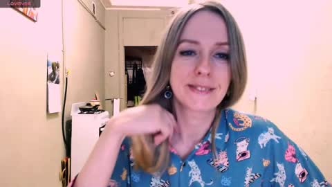 Kathrine online show from 05/29/26, 01:09