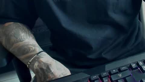 Snapshot of nicepussyandcock chatting on 09/21/25, 10:00 Camila And Steeven online show from 09/21/25, 10:00