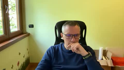 Andrew online show from 04/16/26, 03:46