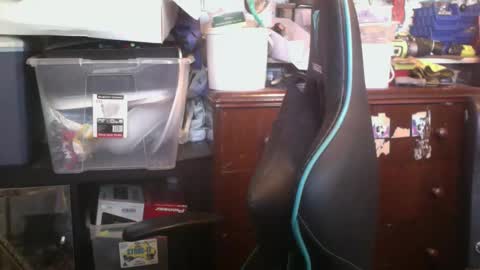 nicholaastavrou19 online show from 04/15/26, 10:54